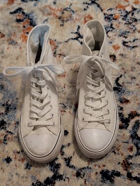 Classic White High-Top Canvas Sneakers - Women